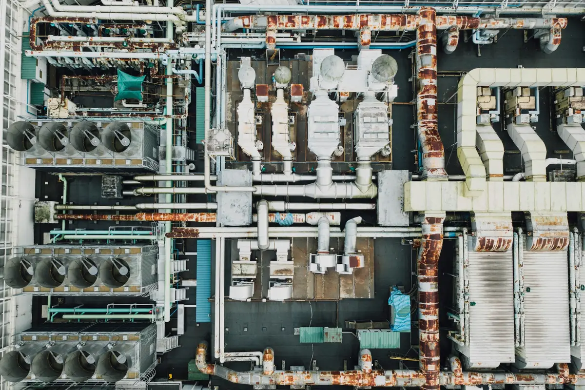 Industrial plant pipework from the air — standby and prime power engines